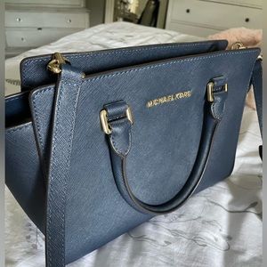 Michael Kors Selma medium satchel bag